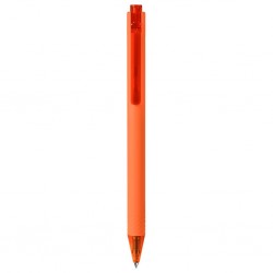 in plastica rivestita in materiale gommato al tatto, chiusura a scatto e refill nero a inchiostro gel A (arancione)