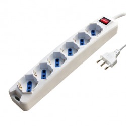 Presa multipla con interruttore - 6 prese multistandard tedesco/italiano - MKC