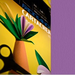 Cartoncino CartaCrea - 35 x 50 cm - 220 gr - viola - Fabriano - blister 10 fogli
