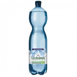 Acqua frizzante - 1,5 L - bottiglia 45% RPET - Levissima